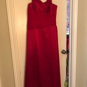 Formal red dress for sale. Size 16.